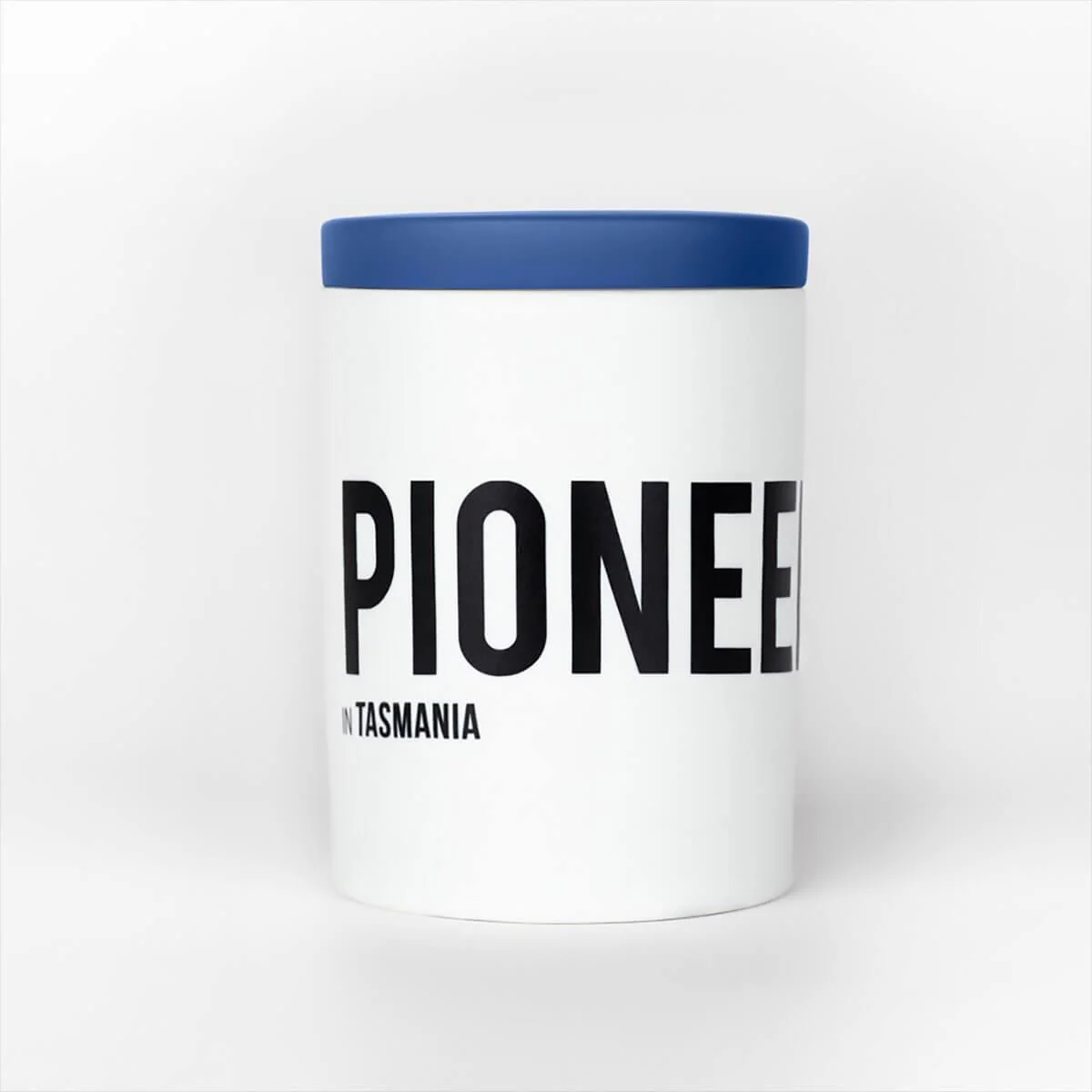 Pioneer candle by Nomad Noé